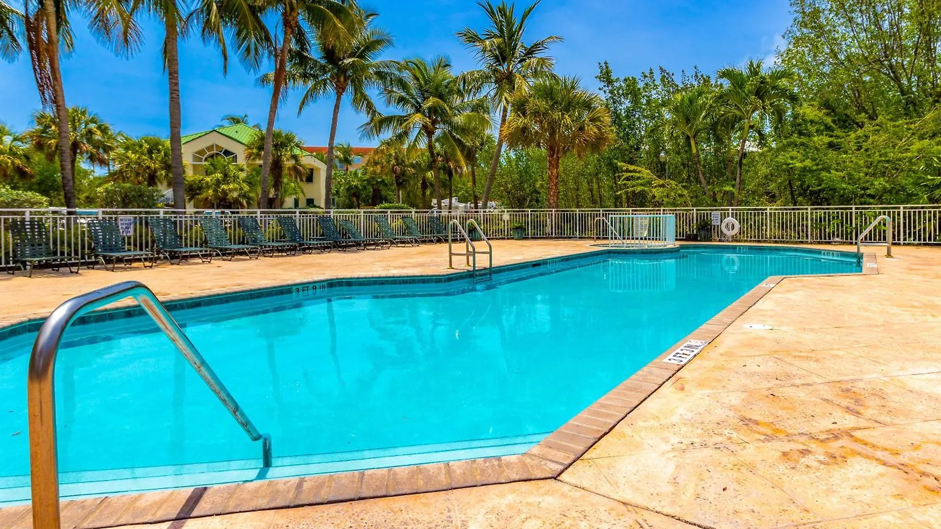 Apartment Sunrise Suites Saint Croix Suite #212 Key West